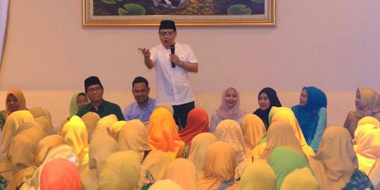 Persiapan Harlah ke 73, Ratusan Muslimat NU Silaturahmi ke Rumah Cak Imin