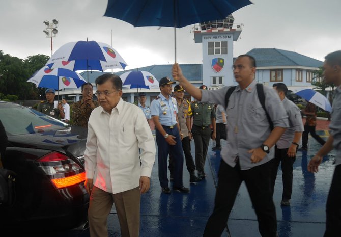 wapres jk tinjau banjir makassar