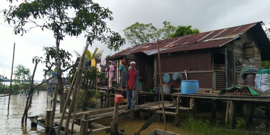 Kisah Miris Warga Kukar, Penghasilan Rp 200 Ribu/Bulan & Anak Tak Bisa Sekolah