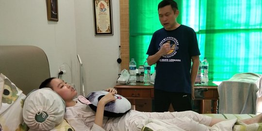 Politisi NasDem Ajak Warga Donasi untuk ABG Terkena Penyakit Neuromyelitis Optica