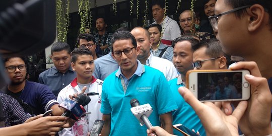 31 Kepala Daerah Jateng Dukung Jokowi, Sandiaga Ungkit Kasus Kades di Mojokerto