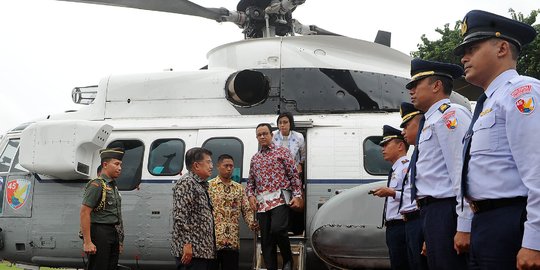 Naik Helikopter Super Puma, Wapres JK Tinjau Kemacetan Jakarta