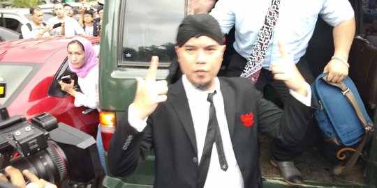 Kasus Ujaran Idiot, Ahmad Dhani Akan Segera Disidang di PN Surabaya