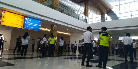 Cuaca Buruk, Garuda dan Batik Air Tak Bisa Mendarat di Bandara Samarinda