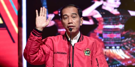 Jokowi Perpanjang Usia Pensiun TNI Tamtama dan Bintara Jadi 58 Tahun