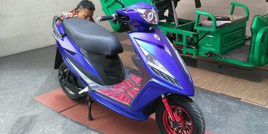 Tanpa Gembar gembor Motor  Listrik  Merek Lincah  Komersial 