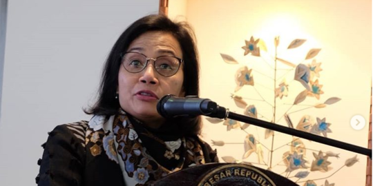 Curhat Sri Mulyani, Saat Sukses Tak Dipuji Gagal Jadi Kambing Hitam