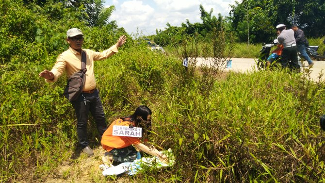 reka adegan mahasiswa samarinda buang bayi di semak belukar