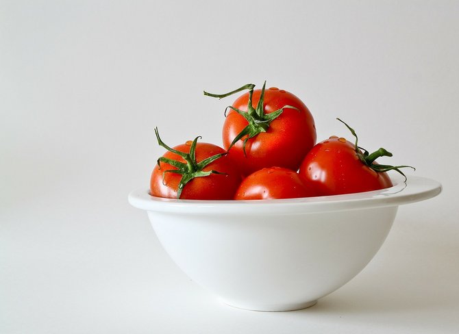 ilustrasi tomat