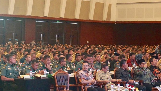rapat koordinasi ketertiban dan keamanan di wilayah provinsi jawa timur
