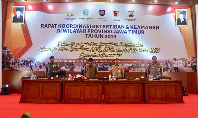 rapat koordinasi ketertiban dan keamanan di wilayah provinsi jawa timur