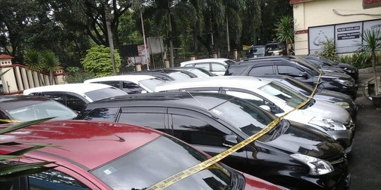 Mengaku PNS, Janda MS Gelapkan 30 Mobil Rental di Bekasi