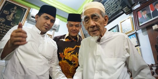 Profil Mbah Moen dan Kiprahnya di PPP