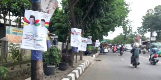 Bawaslu Sebut Alat Peraga Kampanye Jokowi di Bandung Langgar Aturan