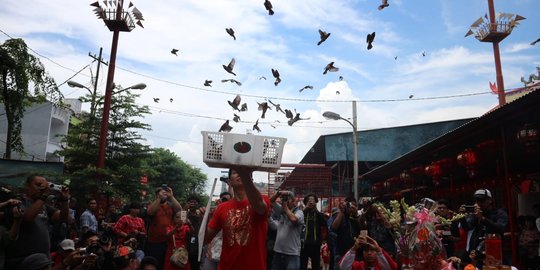 Perayaan Imlek, Pedagang Burung Pipit Raup Omzet Rp 3 Juta