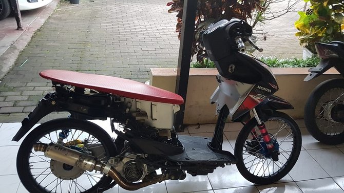 motor dicuri di malang