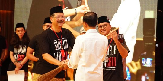 Alumni Pangudi Luhur Ungkap Alasan Pilih Jokowi Ketimbang Sandiaga