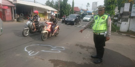 Diduga Buru-Buru ke Sekolah, Pelajar di Purwakarta Tabrak Ibu Paruh Baya