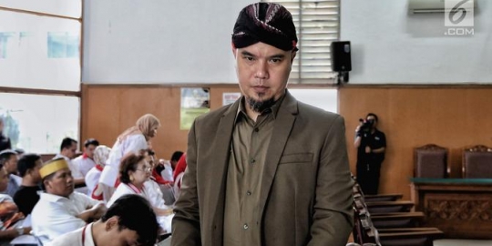 Ahmad Dhani Dititipkan ke Rutan Medaeng Usai Sidang Perdana di Surabaya