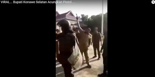Heboh Bupati Kabupaten Konawe Acungkan Pistol saat Apel Gabungan