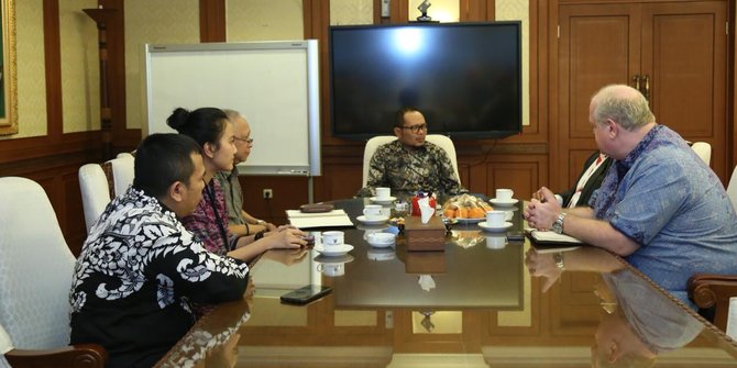 Belanda Butuh Ribuan Perawat dari Indonesia, Gajinya 25 Juta Per Bulan
