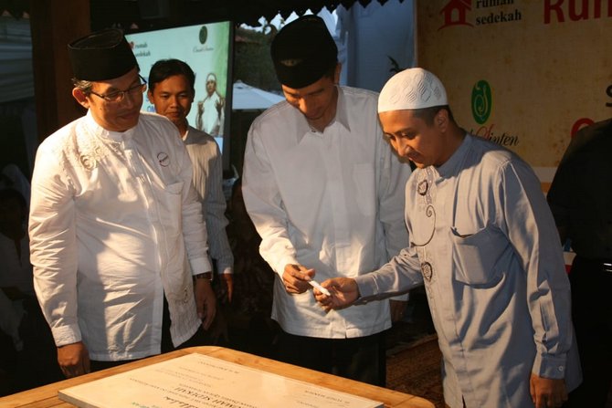 jokowi saat jabat wali kota dukung gerakan sedekah dan tahfizh