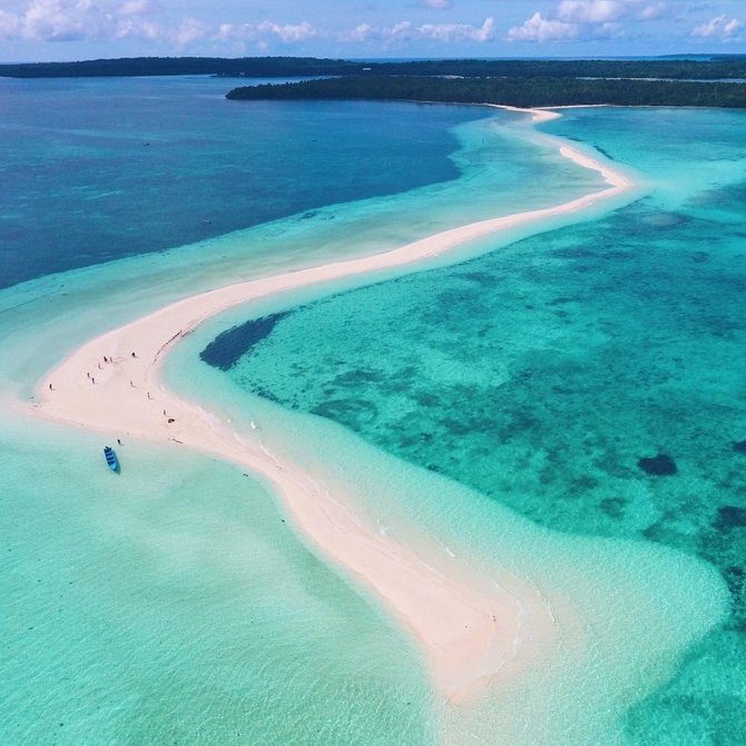 pantai ngurtafur