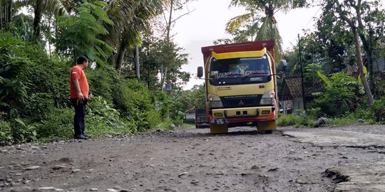 Jalur Evakuasi Lereng Merapi di Klaten Rusak Parah Sepanjang 7 Kilometer