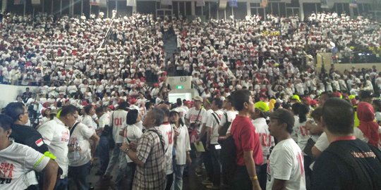 Padati Istora Senayan, Alumni SMA Jakarta Bersatu Deklarasi Dukung Jokowi - Ma'ruf