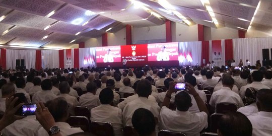 Di Hadapan Jokowi, Ratusan Purnawirawan TNI/Polri Deklarasikan Dukungan