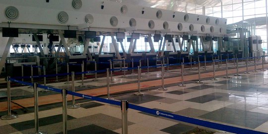 Harga Tiket Melambung, Penumpang di Bandara Kualanamu Turun Drastis