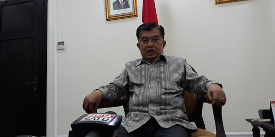 Wapres JK Sebut Tiket Pesawat Mahal Karena Sesuaikan Harga Avtur