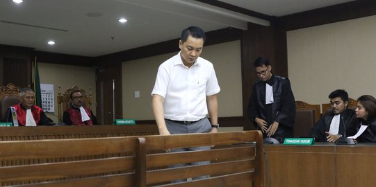 DPR Lantik Tiga Anggota PAW, Termasuk Pengganti Politisi Golkar Fayakhun