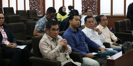 Jadi Saksi kubu OSO di DKPP, Hamdan Zoelva Sebut Putusan MK Level UU Bukan PKPU