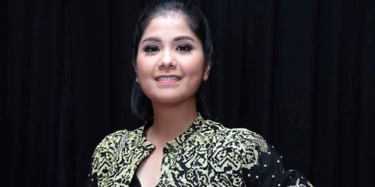 Doa Annisa Pohan untuk Kesembuhan Ani Yudhoyono