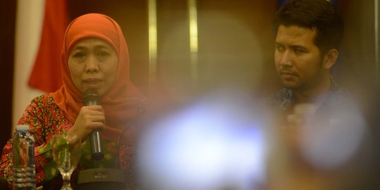 Jokowi Lantik Khofifah-Emil dan Pengganti Zumi Zola di Istana Negara