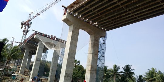 Pembangunan Infrastruktur Jokowi Dikritik Tak Diimbangi Pembangunan Wilayah
