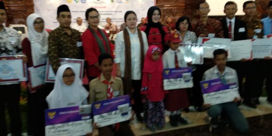 Program Indonesia Pintar Beri Harapan Anak Seorang Petani