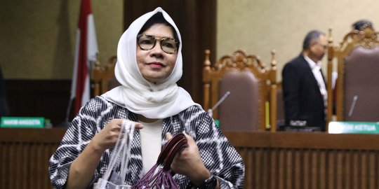 Mantan Dirut Pertamina Jalani Sidang Tanggapan atas Eksepsi Terdakwa