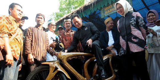 Melihat Ragam Kerajinan UMKM di Bamboo Market Serpong