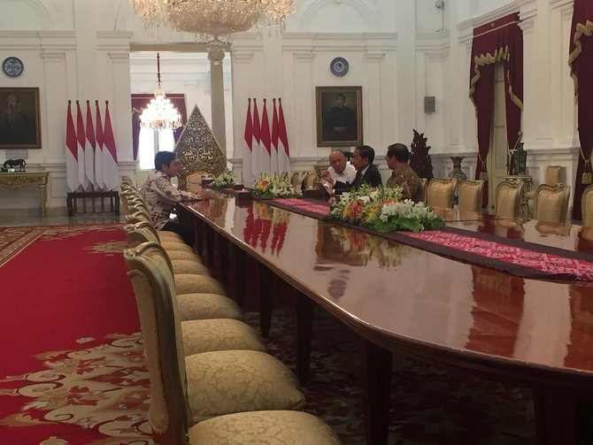 ceo bukalapak achmad zaky bertemu presiden jokowi di istana