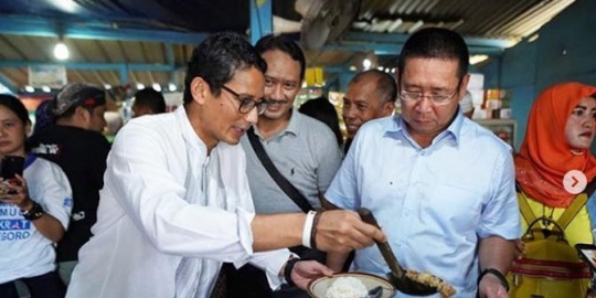 Mengenal Warung\'e Cak Moel Itali yang Dikunjungi Sandiaga Uno di Bojonegoro