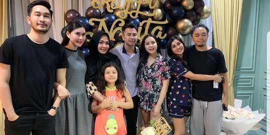 Raffi Ahmad dan Nagita Slavina Rayakan Ulang Tahun, di Mana Amy Qanita?