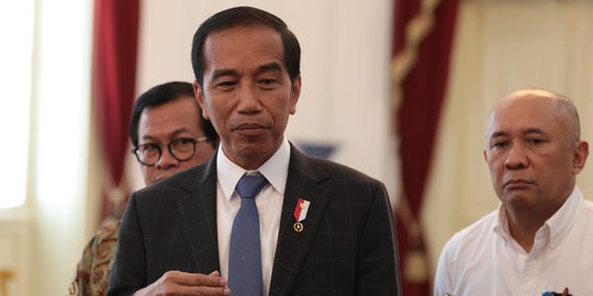 Jokowi Tanggapi Tudingan Pakai Earpiece Saat Debat: Fitnah yang Enggak Bermutu