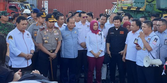 Wali Kota Bitung Turun Langsung Cek Surat Suara Pemilu 2019 dari Makassar