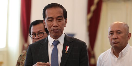 Jokowi Beri Pembekalan Tertutup kepada Saksi TPS