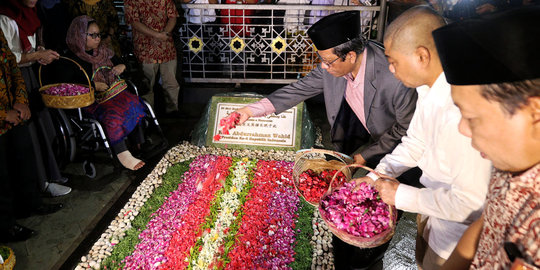 Jelajah Kebangsaan, Mahfud MD Ziarah ke Makam Gus Dur