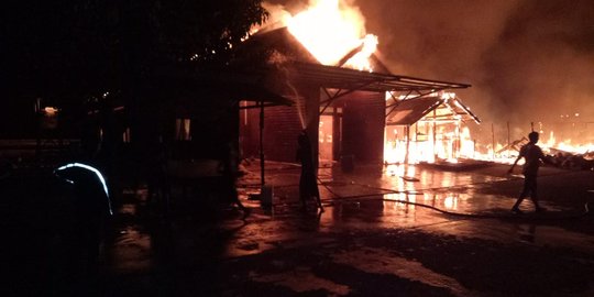 14 Bangunan Hangus di Loa Kulu Kukar, Kerugian Capai Rp 1 Miliar