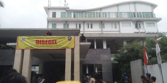 Pemkot Bandung Segel Hotel Sheo Ciumbuleuit Bandung