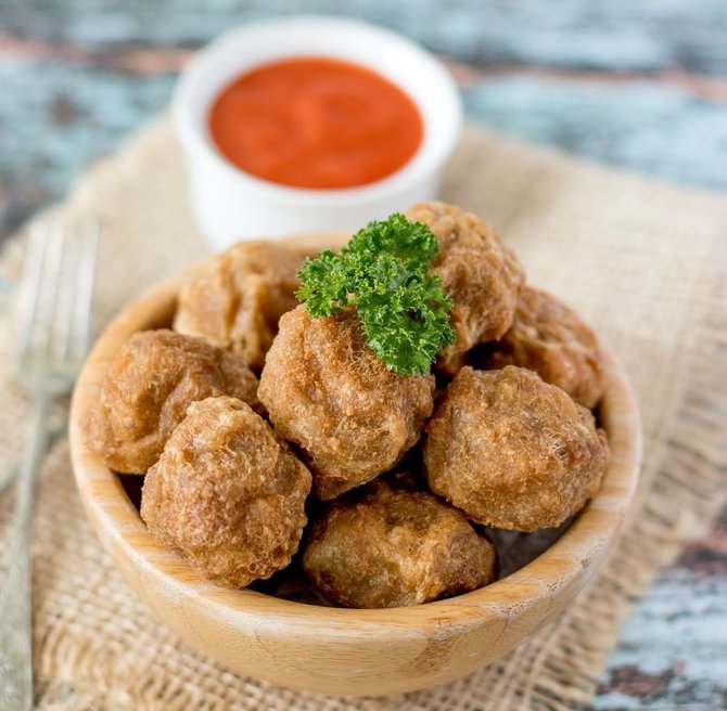 ilustrasi bakso goreng